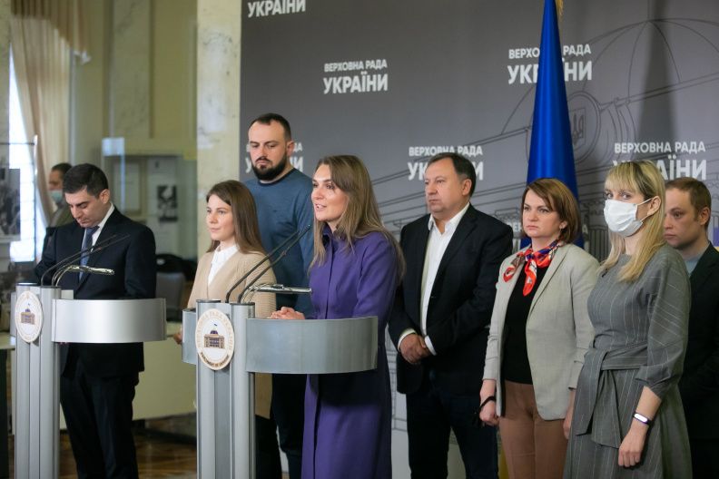 Нардепи запропонували встановити в Україні День відповідальності людини