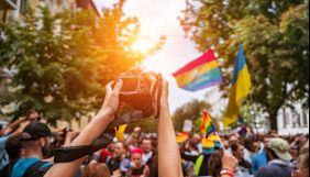 «Журналісти стали першими союзниками ЛГБТКІ+ в Україні». Як медіа можуть допомогти в боротьбі проти насильства